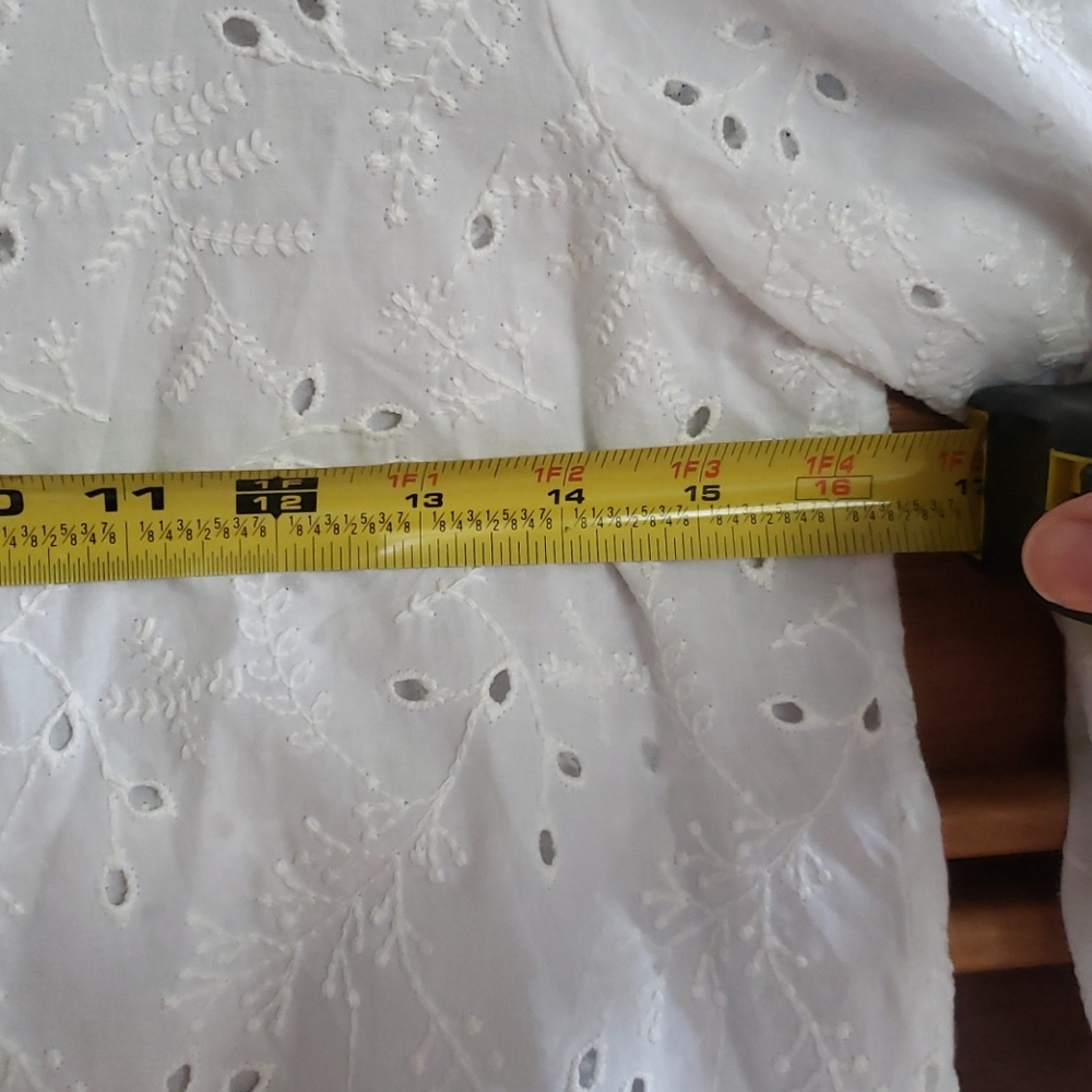 Zara white eyelet shirt with puff sleeves - Picture 4 of 6